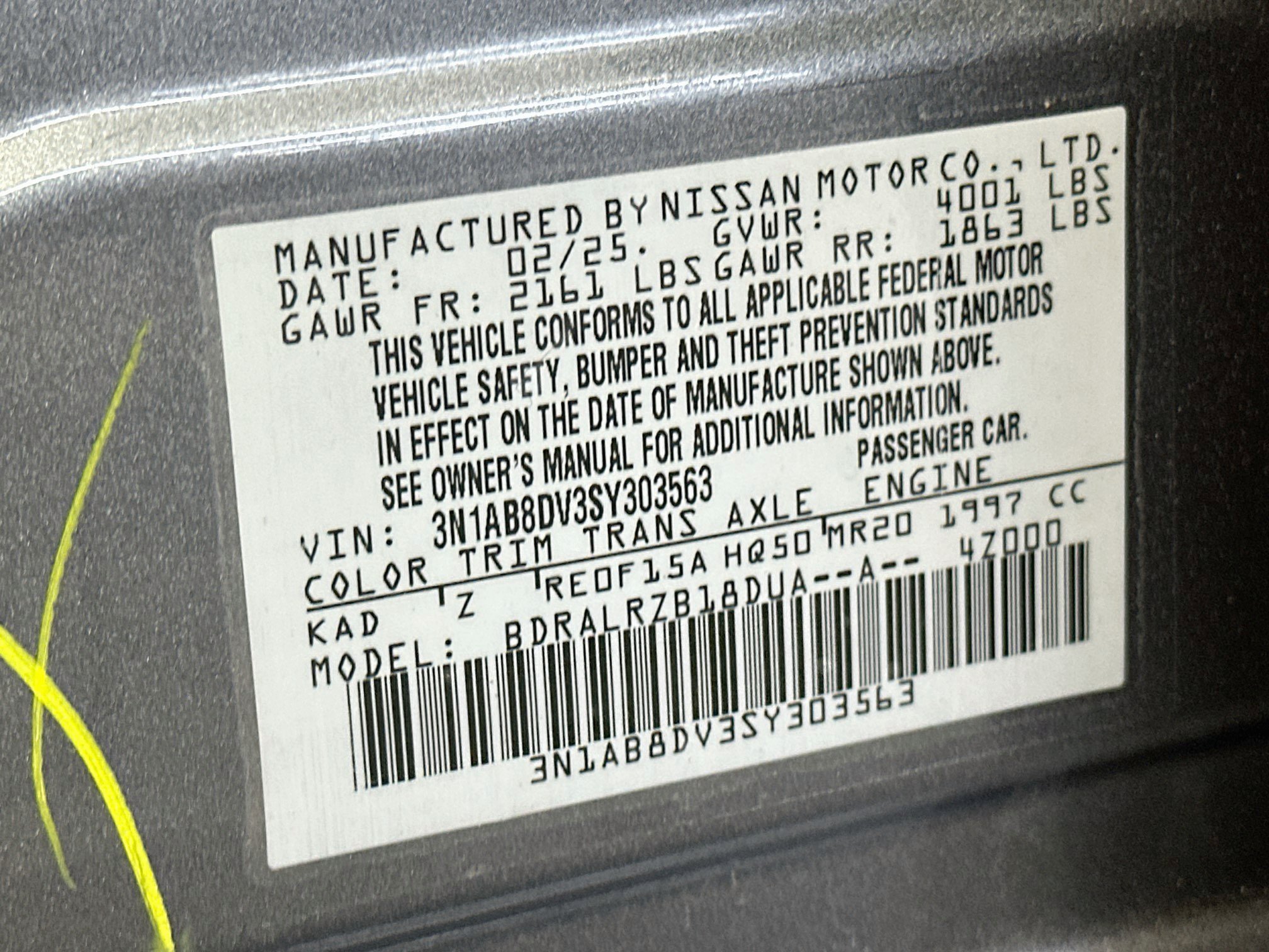 Used 2025 Nissan Sentra SR FWD image 12