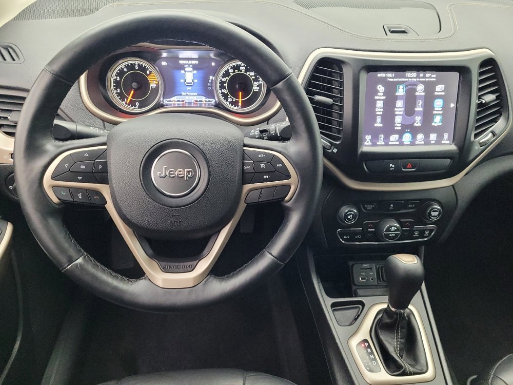 Used 2018 Jeep Cherokee Limited image 22