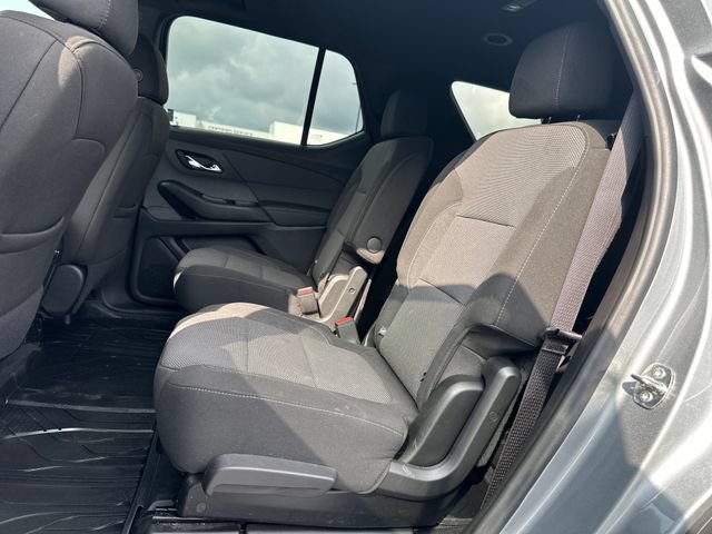 Used 2023 Chevrolet Traverse LT FWD image 14