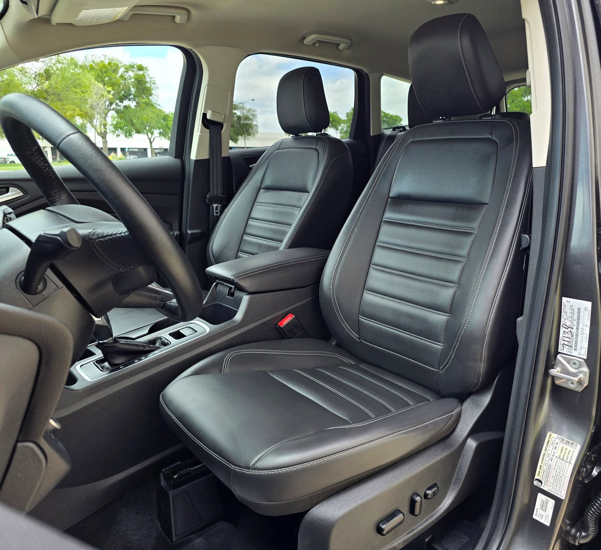 Used 2019 Ford Escape SEL FWD image 19