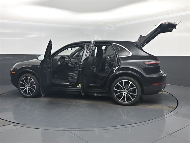 Used 2020 Porsche Cayenne S image 69