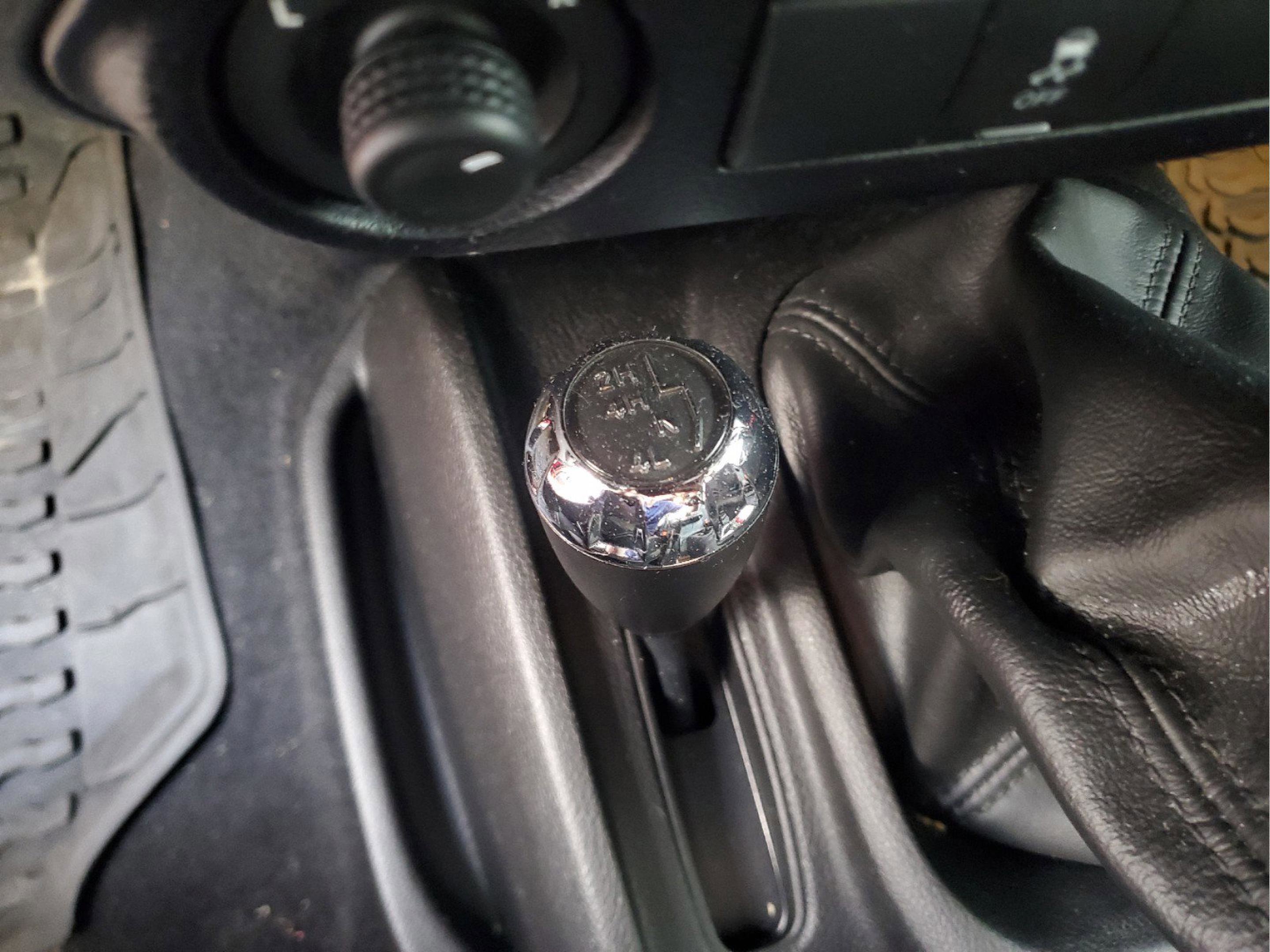 Used 2014 Jeep Wrangler Freedom Edition image 17