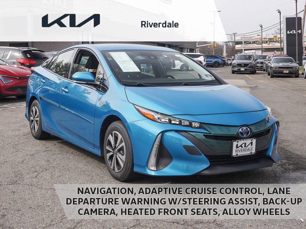 Used 2017 Toyota Prius Prime Plus image 1