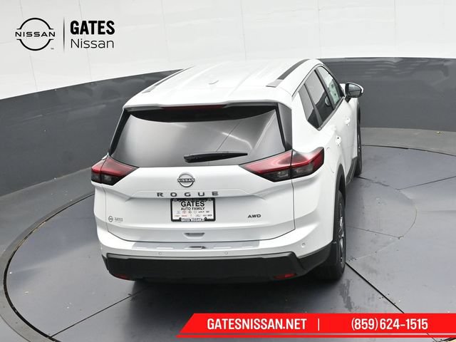 Used 2026 Nissan Rogue SV AWD/4WD image 44