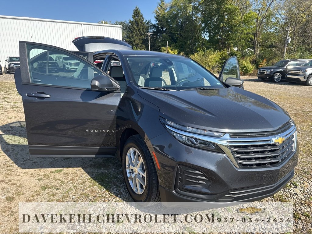 Used 2022 Chevrolet Equinox LS w/ LS Convenience Package image 36