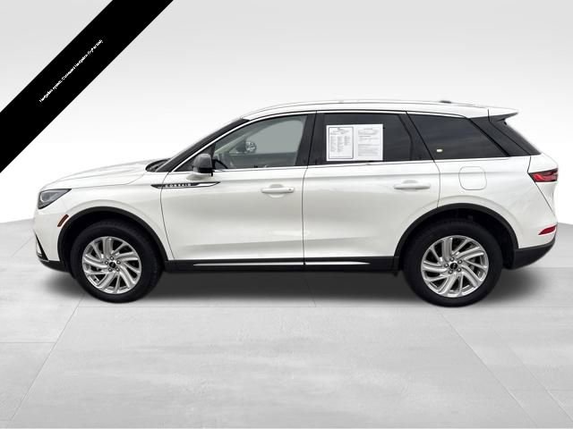 Certified 2023 Lincoln Corsair FWD image 3