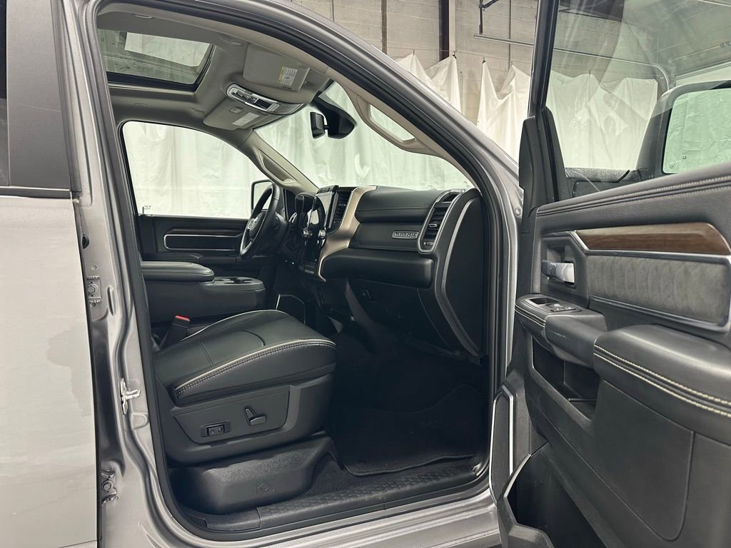Used 2024 RAM 3500 Laramie image 54