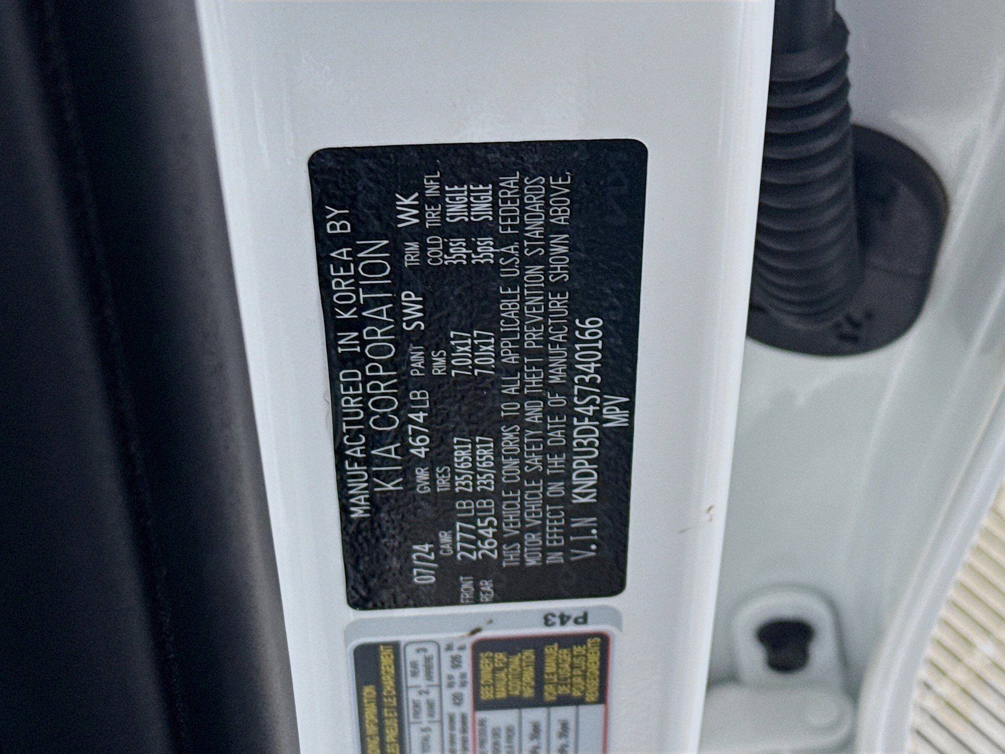 Used 2025 Kia Sportage LX image 39