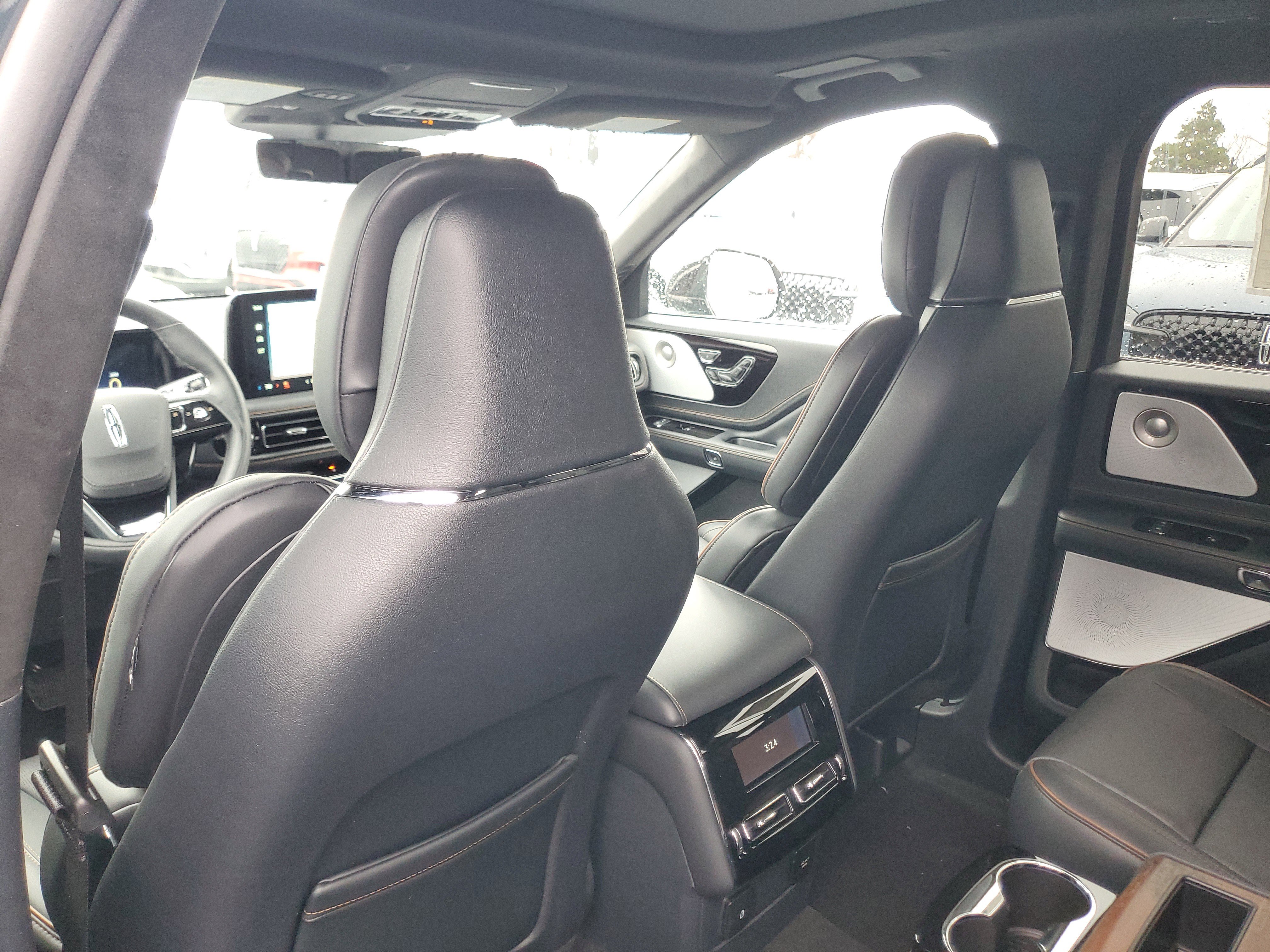 New 2026 Lincoln Aviator Black Label image 24