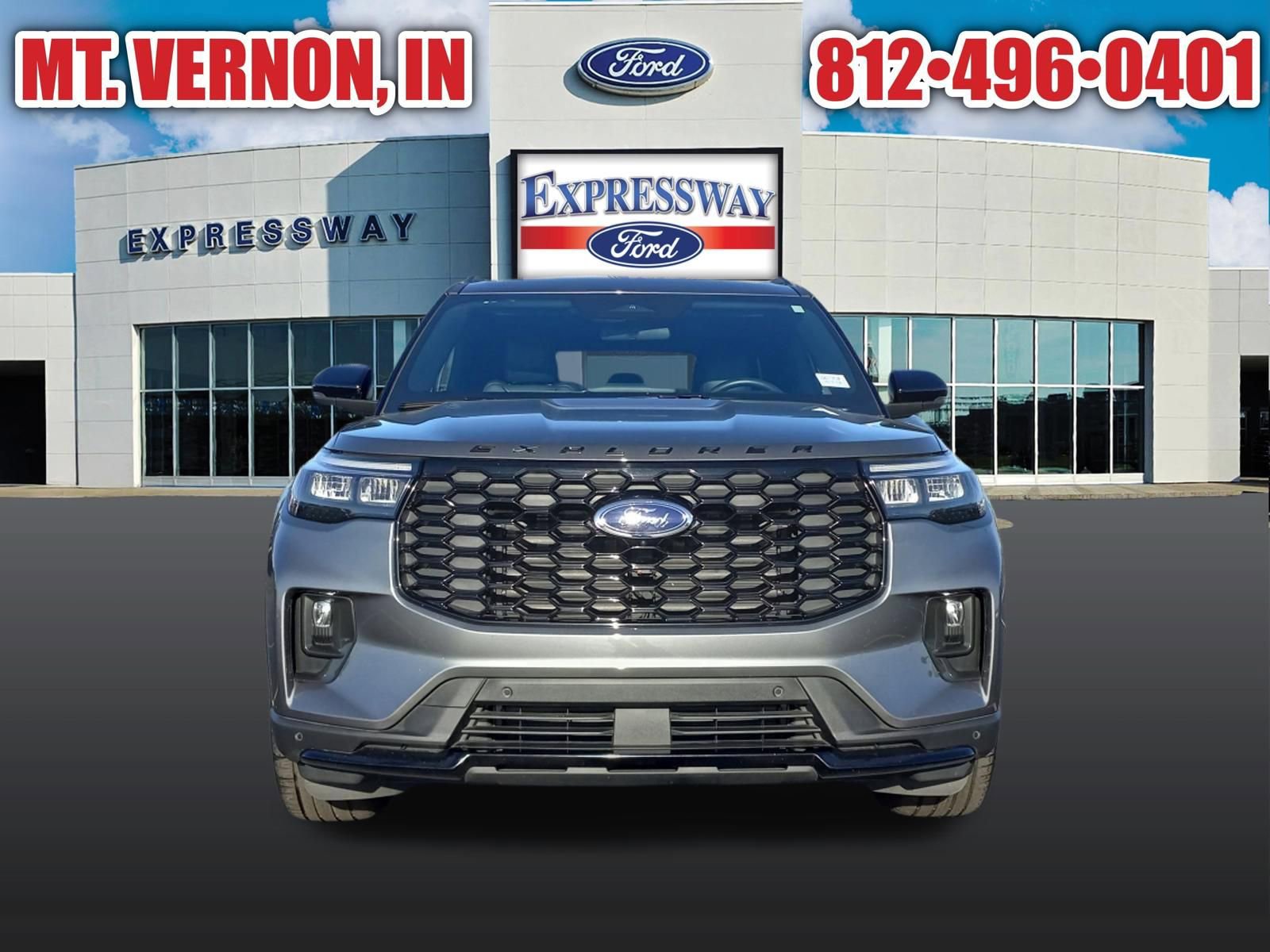 Used 2025 Ford Explorer ST-Line w/ ST-Line Street Pack image 4