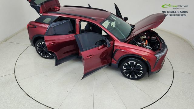 Used 2025 Chevrolet Blazer EV RS AWD/4WD image 82