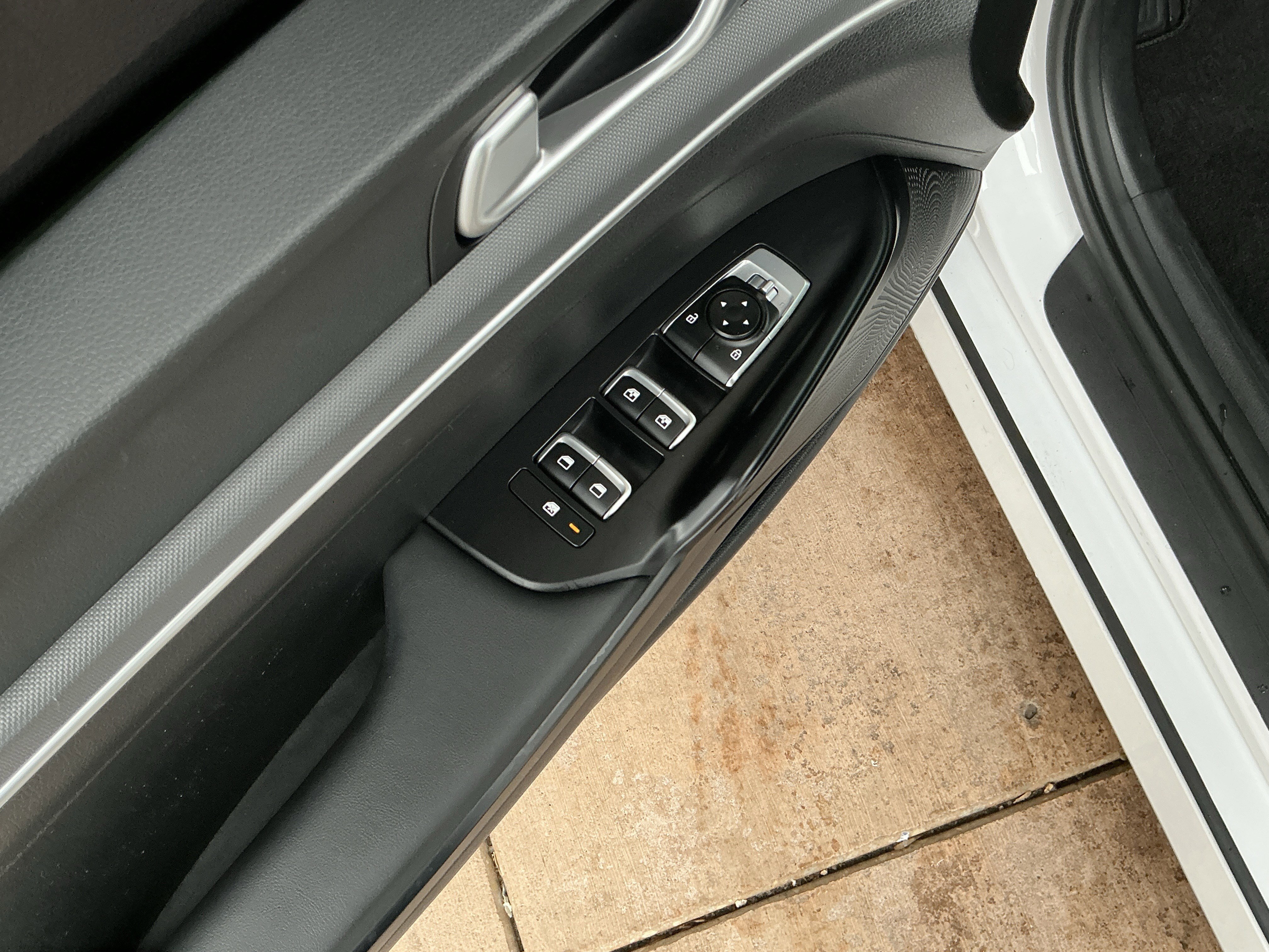 Used 2023 Kia K5 GT-Line image 15