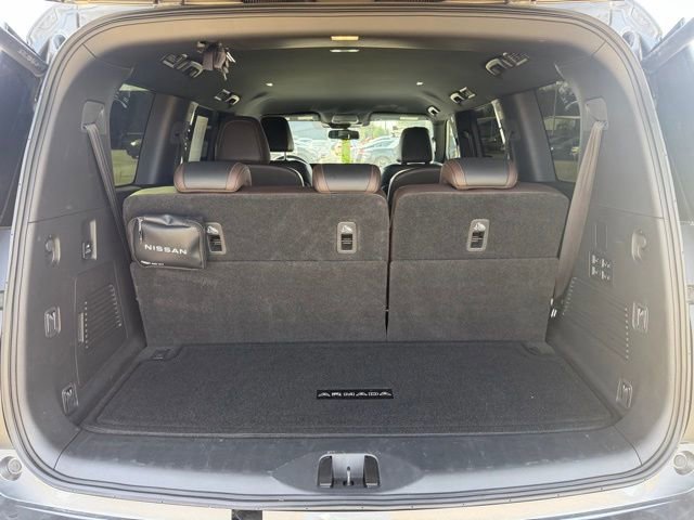 Used 2025 Nissan Armada SL w/ Captain's Chari Seat Package image 10