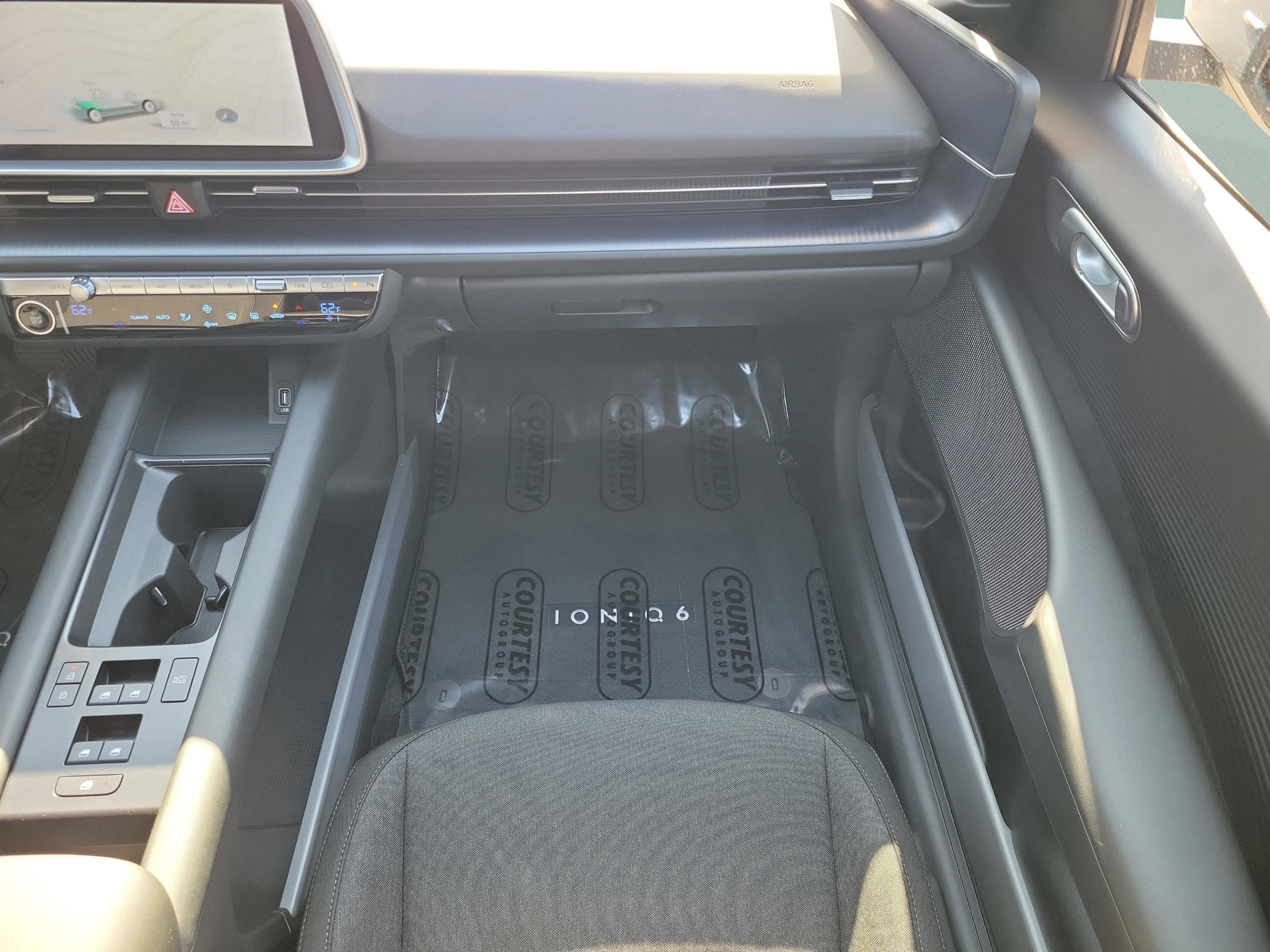 New 2025 Hyundai Ioniq 6 SE image 22