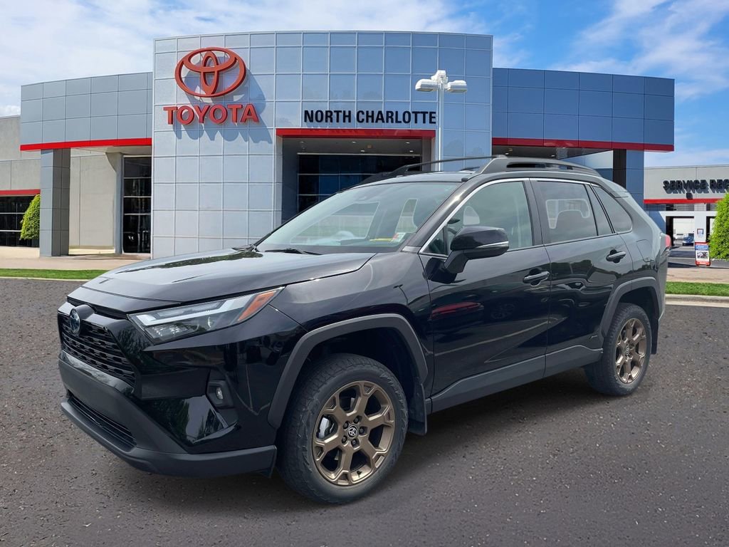Used 2023 Toyota RAV4 AWD Hybrid image 5