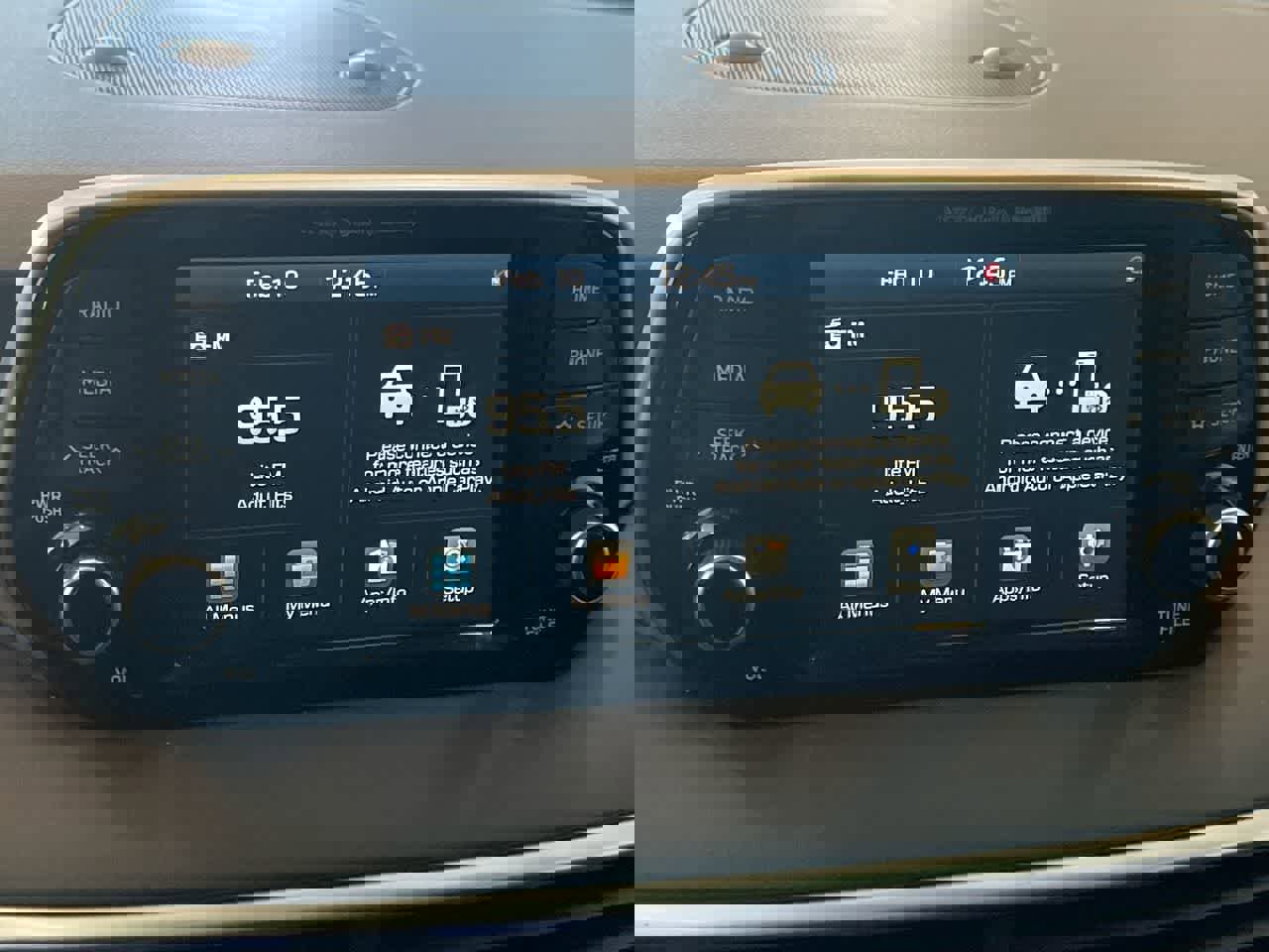 Used 2021 Hyundai Tucson Limited w/ Cargo Package image 16