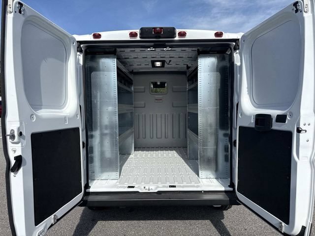 New 2025 RAM ProMaster 1500 w/ Convenience Group FWD image 16