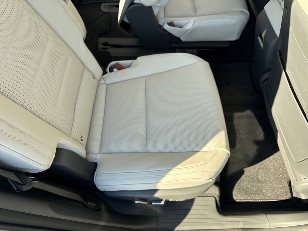 New 2026 Hyundai Santa Fe Calligraphy image 18