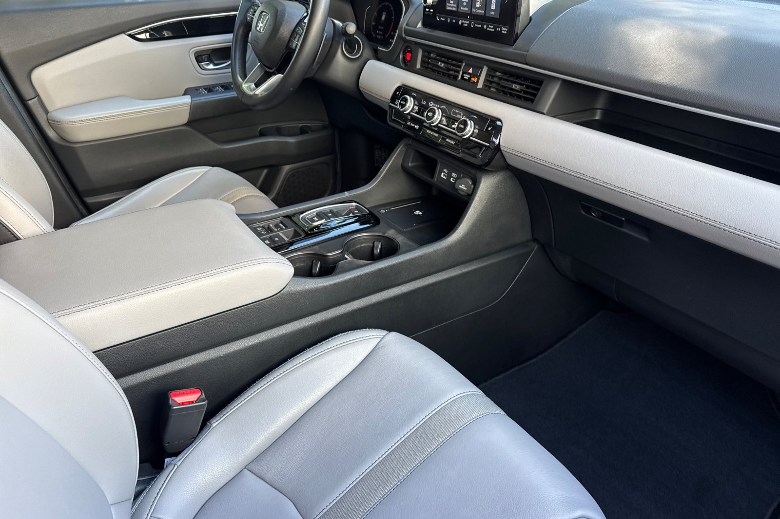 Used 2024 Honda Pilot EX-L image 14