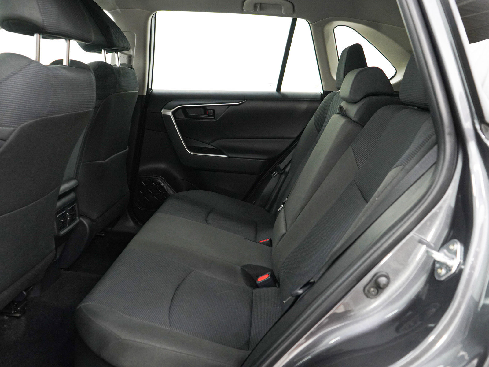 Used 2025 Toyota RAV4 LE AWD/4WD image 15