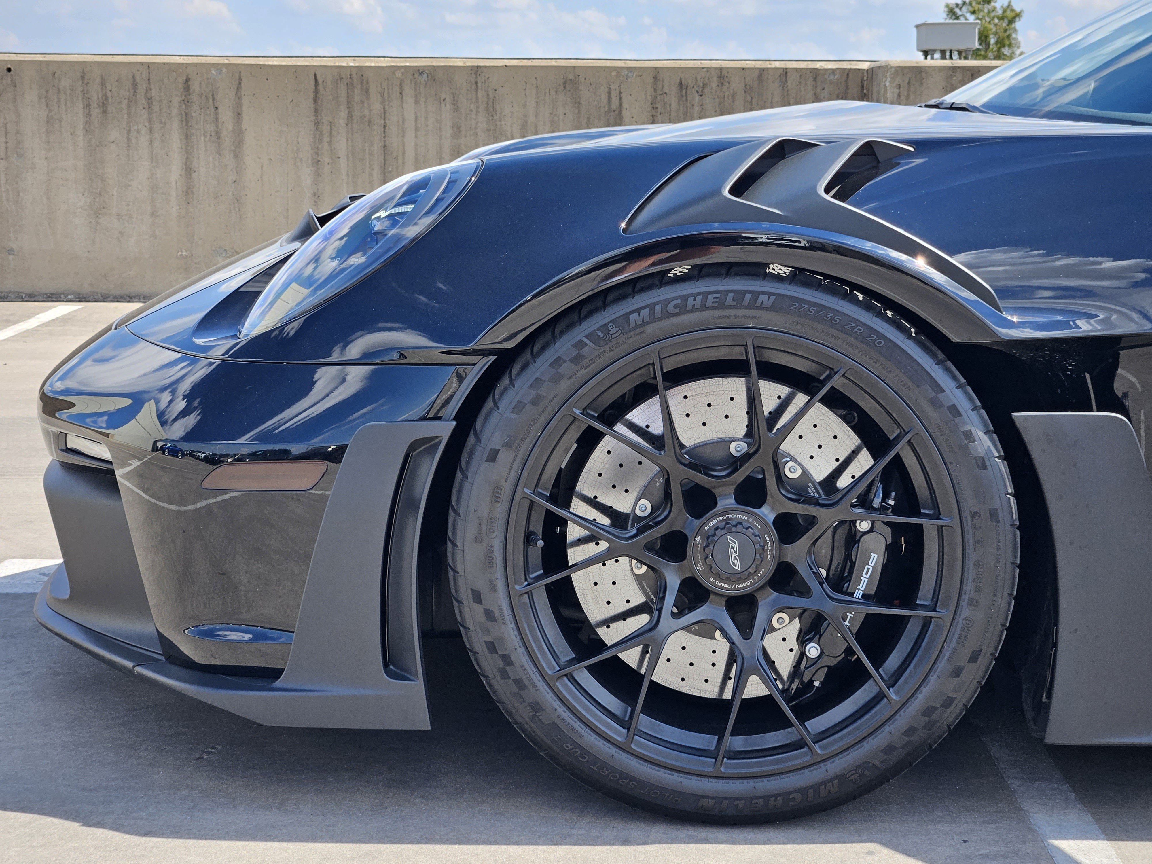 Certified 2025 Porsche 911 GT3 RS RWD image 13