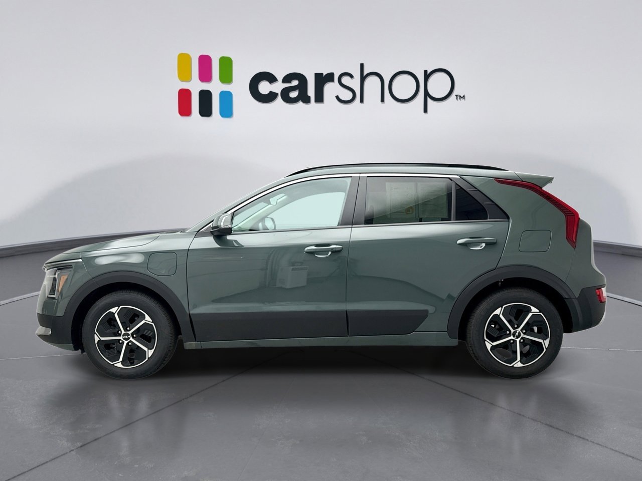 Used 2023 Kia Niro EX w/ EX Cold Weather Package FWD image 2