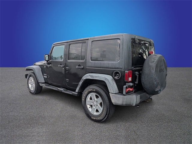 Used 2012 Jeep Wrangler Unlimited Sport image 3