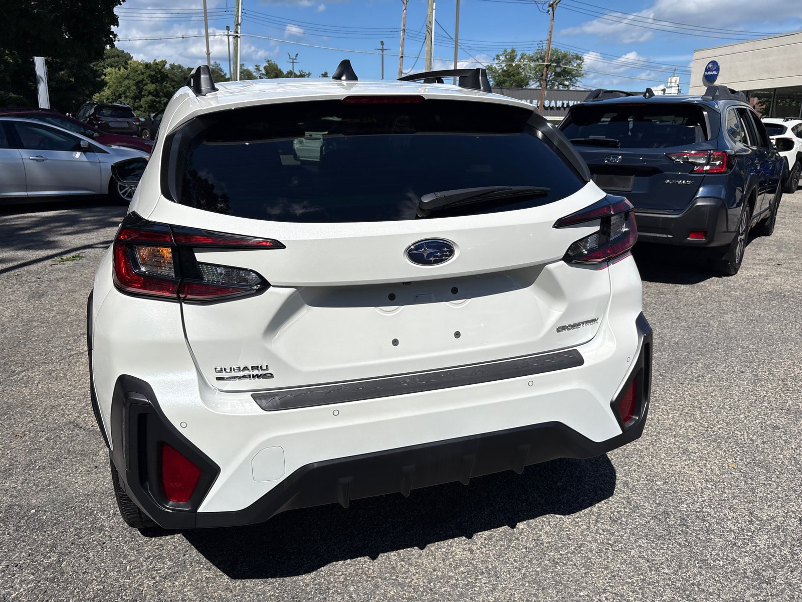 Used 2024 Subaru Crosstrek 2.5i Limited AWD/4WD image 6