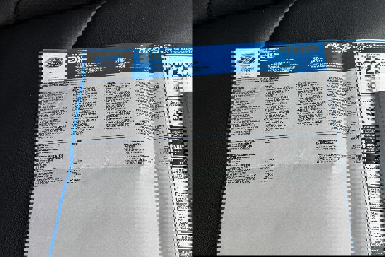 Certified 2022 Ford Edge Titanium image 39