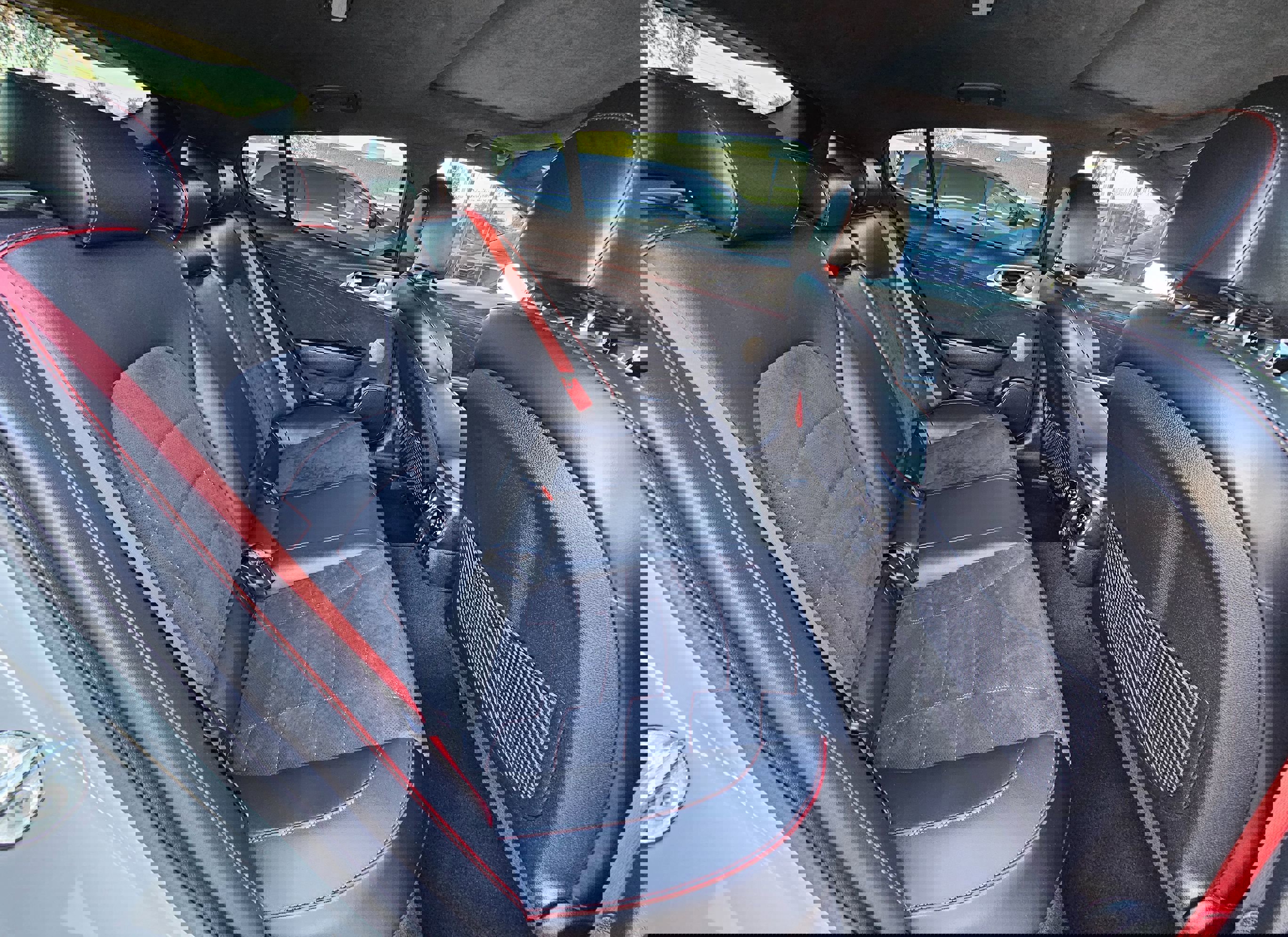 Used 2023 Kia Stinger GT2 w/ Option Group 015 image 28