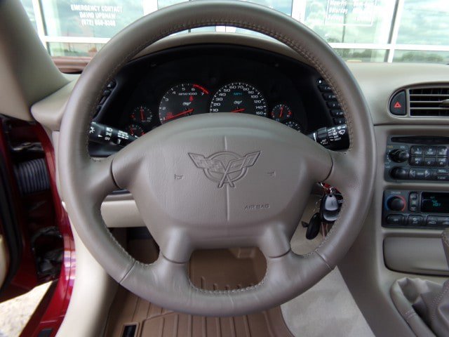 Used 2003 Chevrolet Corvette Coupe w/ Preferred Equipment Group RWD image 30