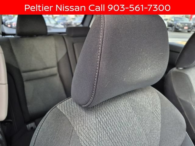 Certified 2024 Nissan Rogue SV FWD image 14