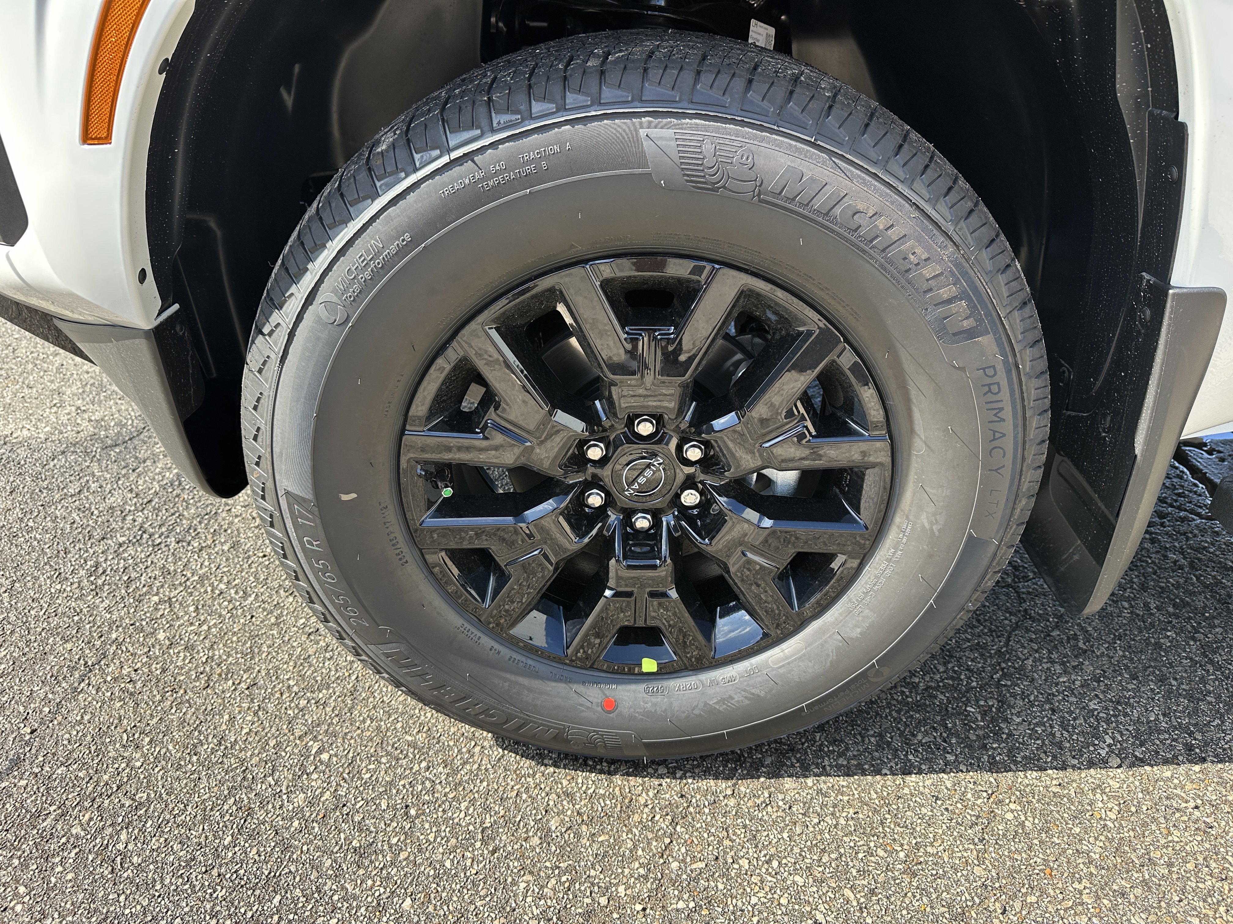New 2026 Nissan Frontier SV AWD/4WD image 15