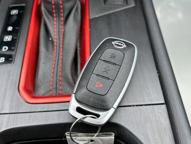 Used 2025 Nissan Kicks SR w/ Illumination Package AWD/4WD image 45