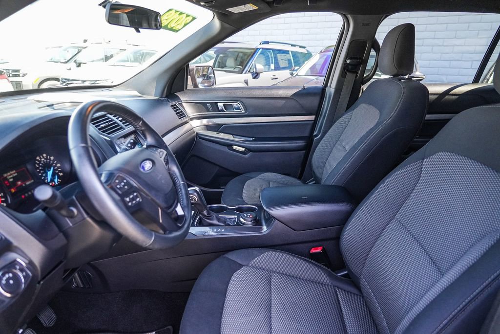 Used 2019 Ford Explorer XLT AWD/4WD image 17