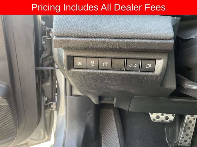 Used 2025 Toyota Camry SE FWD image 22