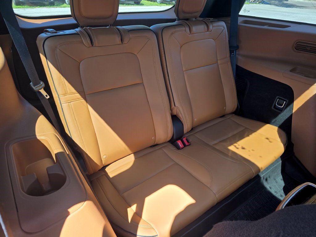 Used 2020 Lincoln Aviator Black Label Grand Touring w/ Class IV Trailer Tow Package AWD/4WD image 42