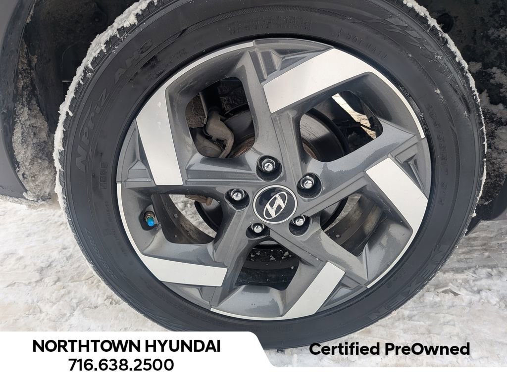 Certified 2023 Hyundai Venue Limited w/ Cargo Package image 41