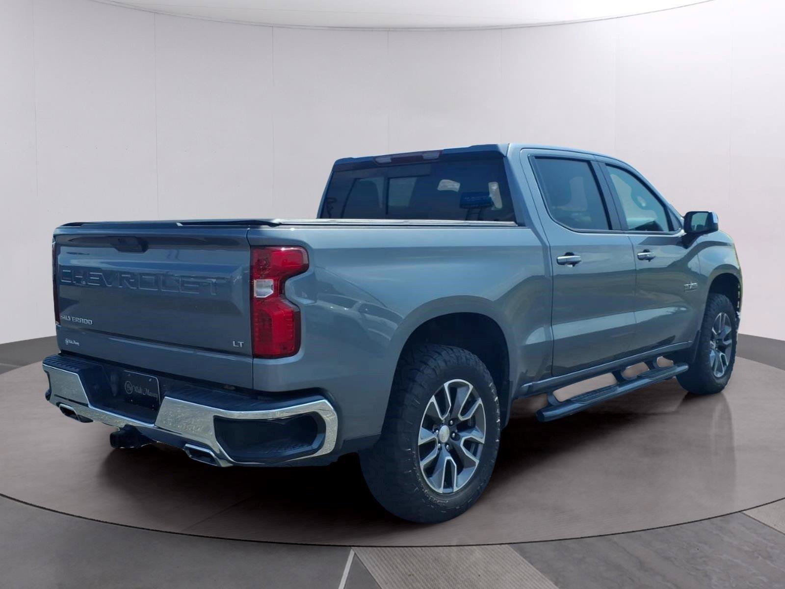 Used 2021 Chevrolet Silverado 1500 LT w/ Texas Edition Plus AWD/4WD image 5
