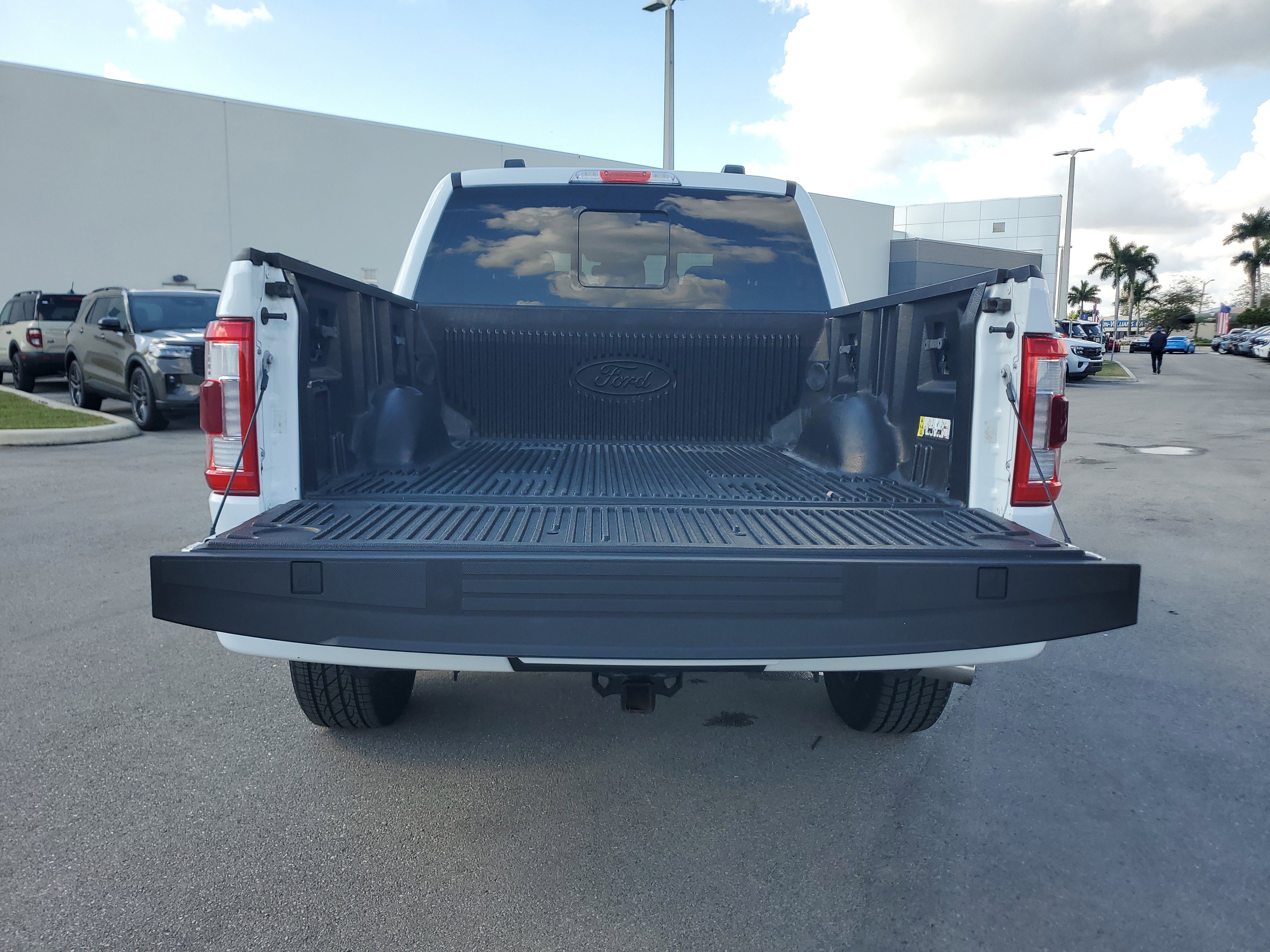 Used 2022 Ford F150 Lariat image 28