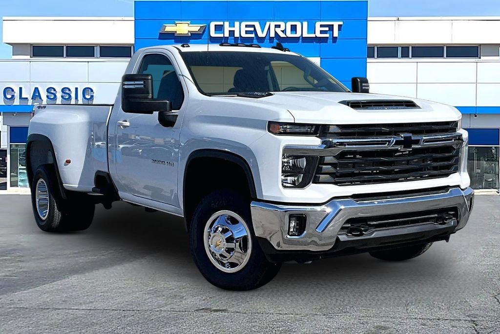 New 2026 Chevrolet Silverado 3500 LT