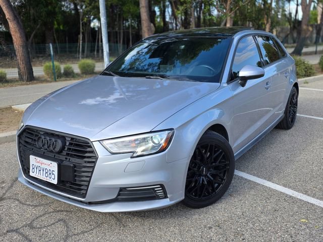 Used 2017 Audi A3 e-tron Premium FWD image 34