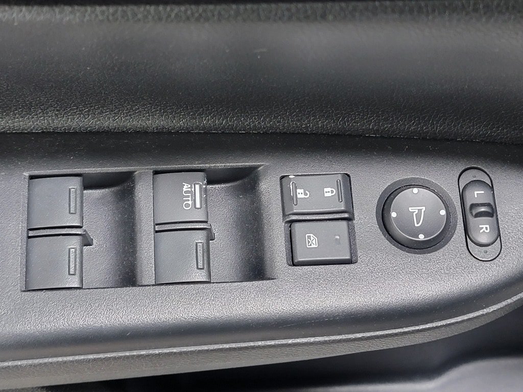 Used 2014 Honda Accord Sport image 25