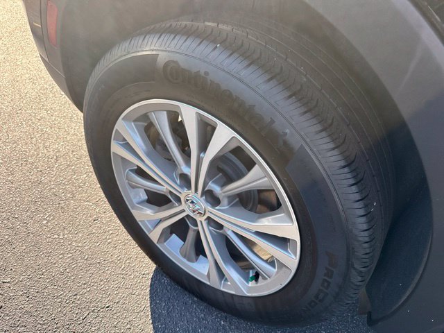 Used 2023 Buick Envision Preferred FWD image 10