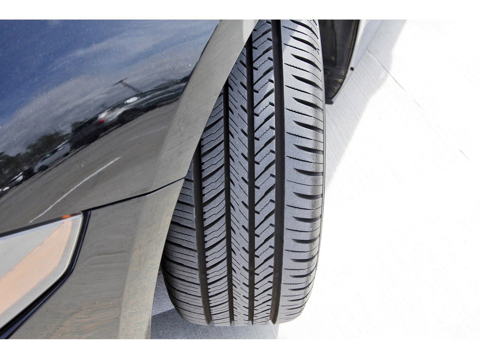 Used 2019 Ford Mustang EcoBoost image 26