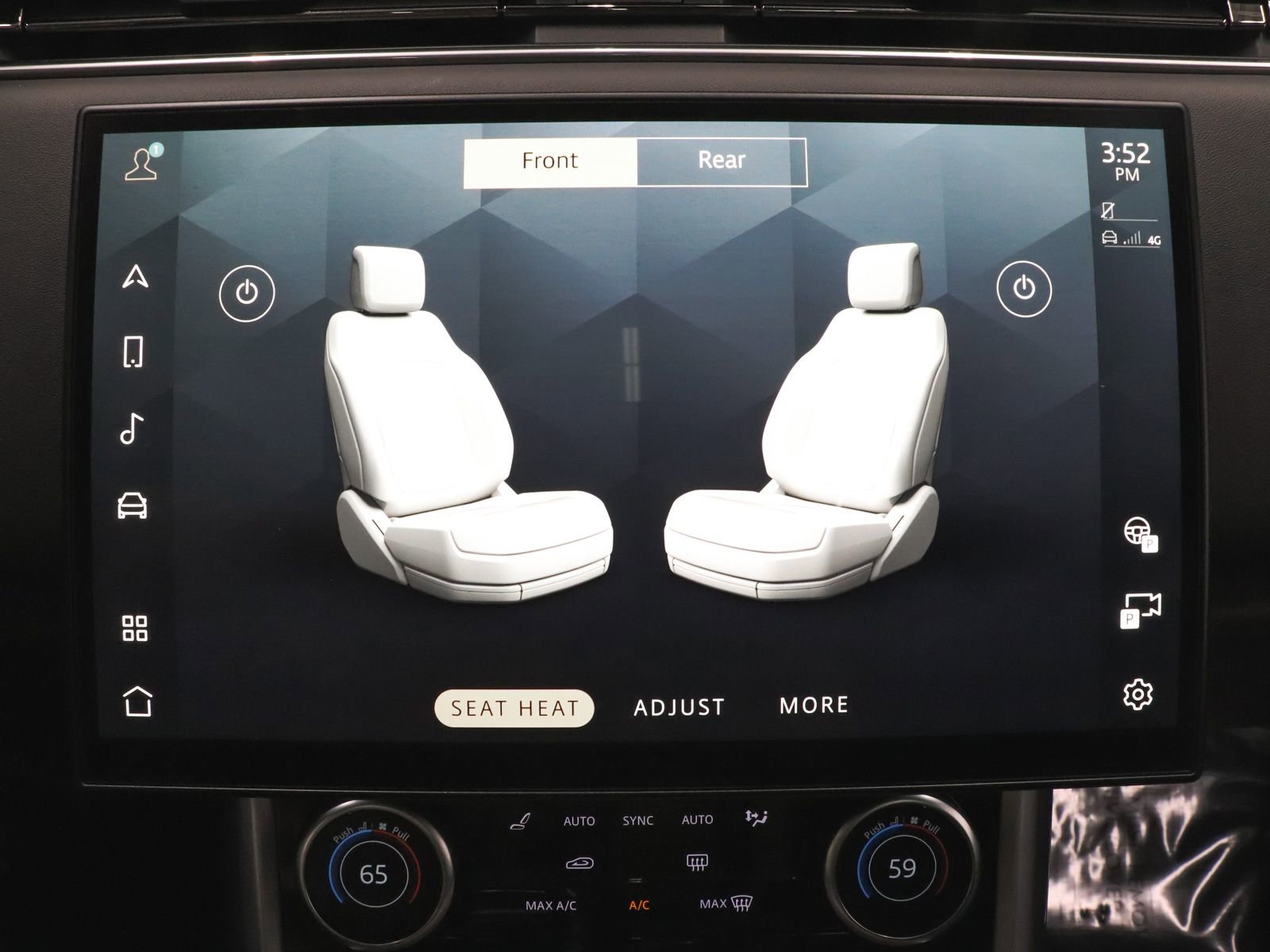 Used 2023 Land Rover Range Rover SE image 42