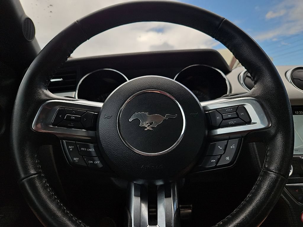 Used 2017 Ford Mustang GT Premium w/ Equipment Group 401A RWD image 30