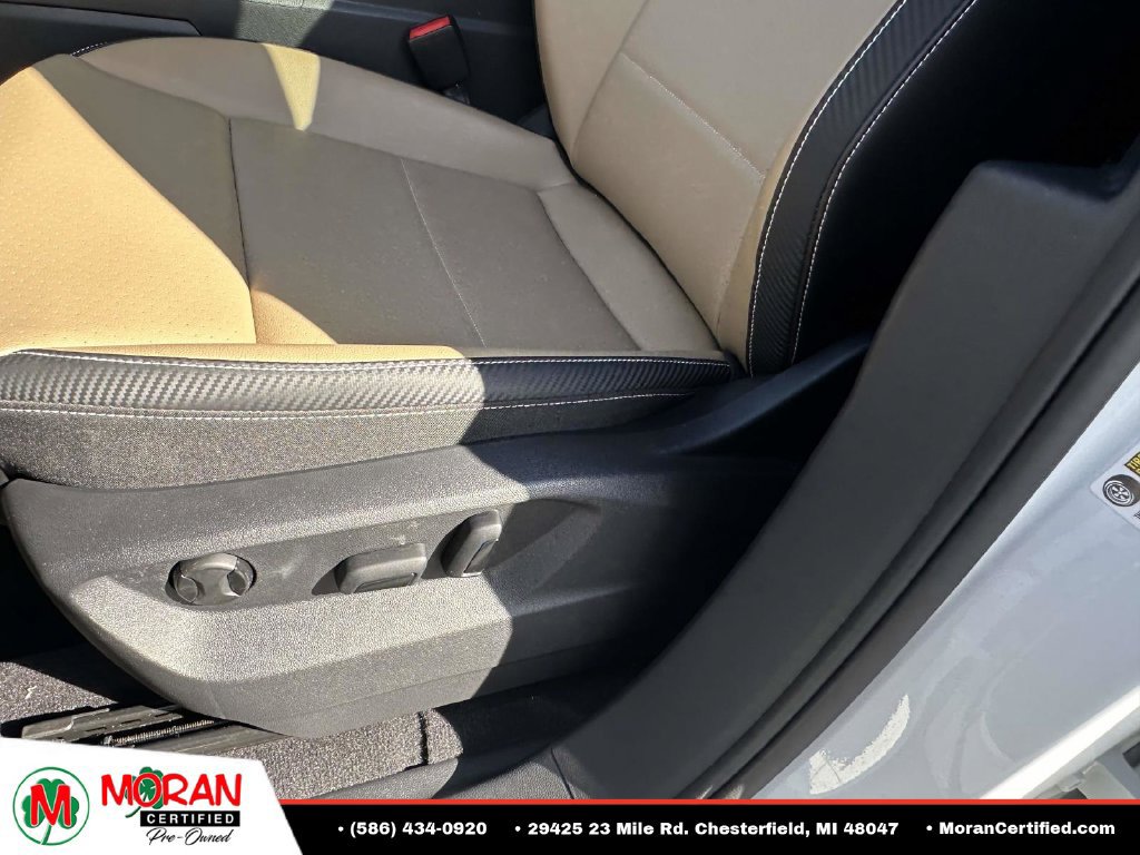 Used 2023 Volkswagen Atlas Cross Sport SE AWD/4WD image 19