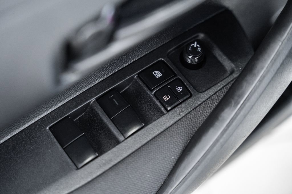 Used 2024 Toyota Corolla LE image 31