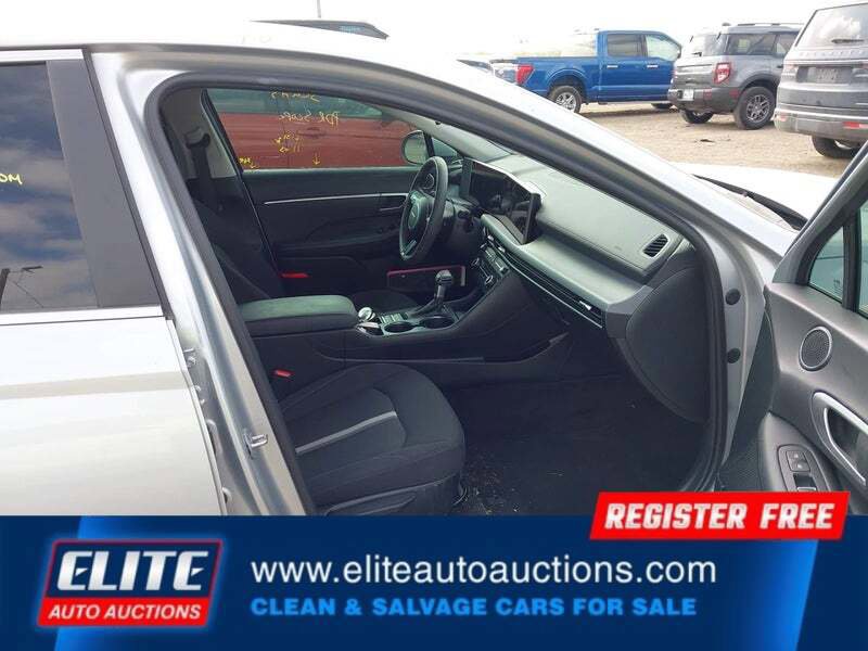 Used 2025 Hyundai Sonata SE image 10